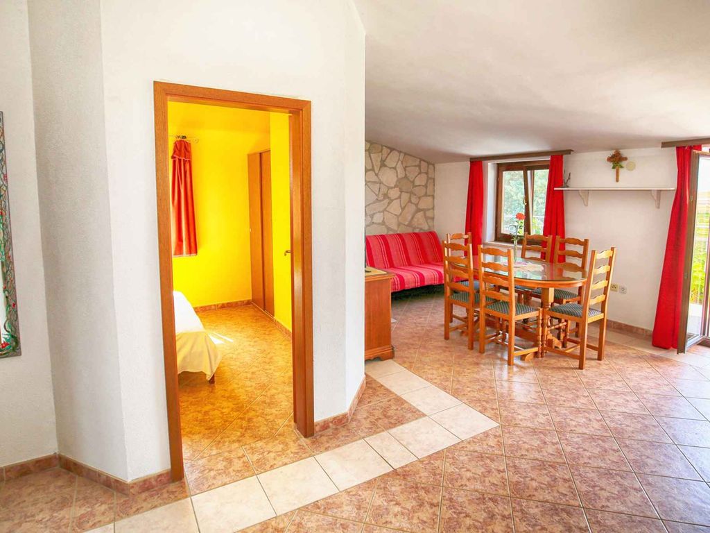 Ferienwohnung mit Terrasse, Meerblick und Klimaanlage