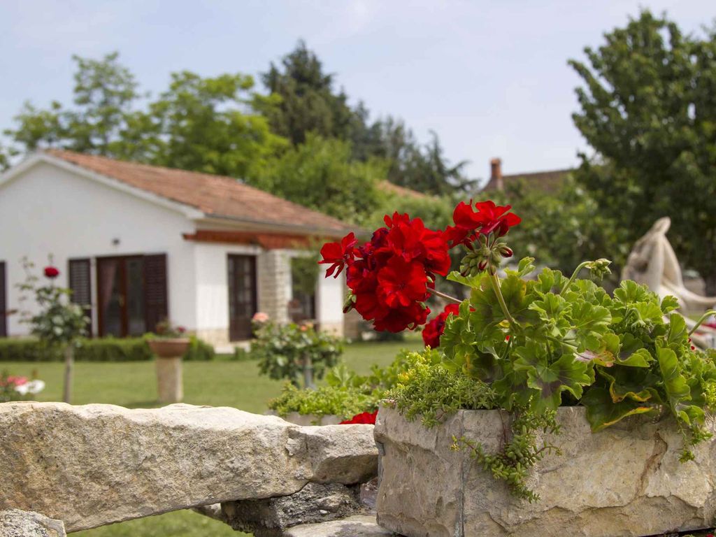 Ferienhaus mit schönem Garten