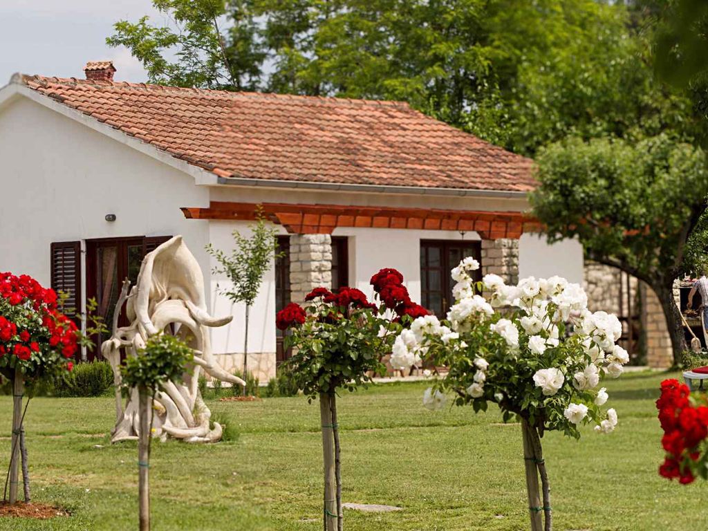 Ferienhaus mit schönem Garten