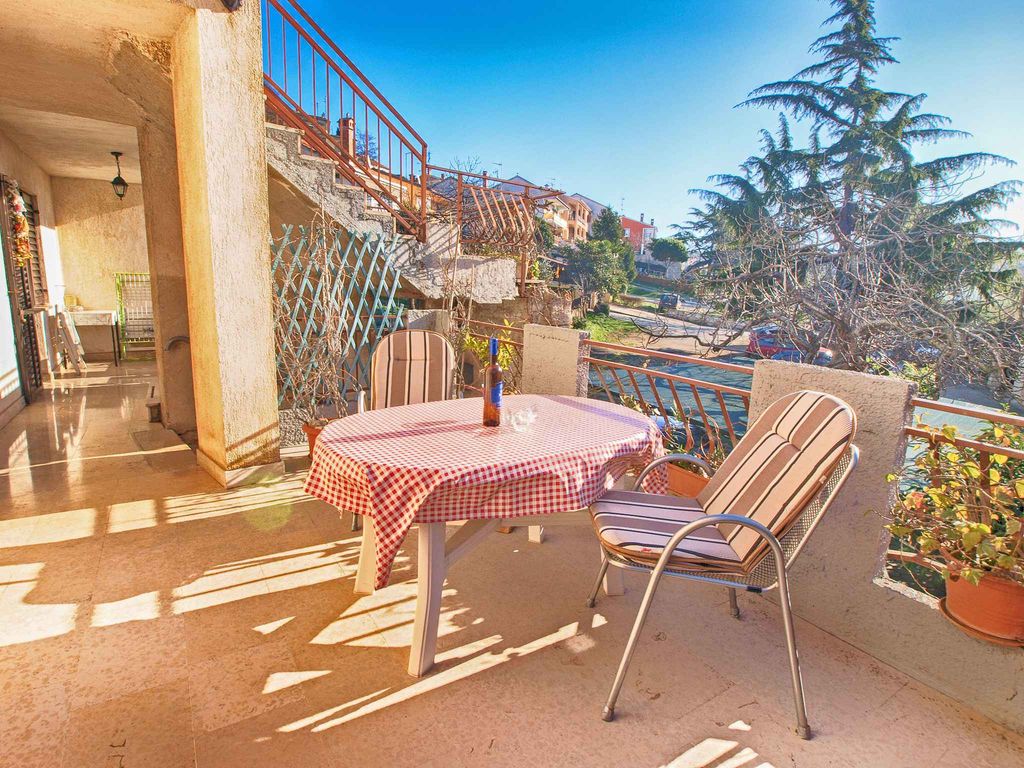 Ferienwohnung mit Klimaanlage und Terrasse