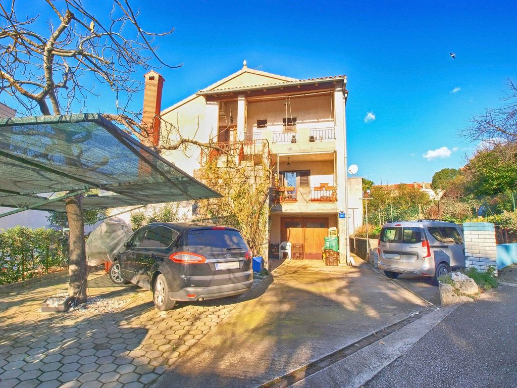 Ferienwohnung mit Klimaanlage und Terrasse