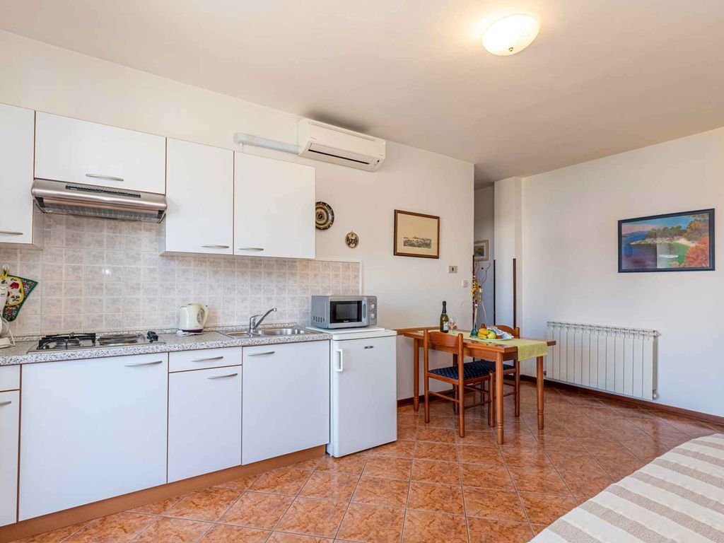 Ferienwohnung mit Klimaanlage und Balkon