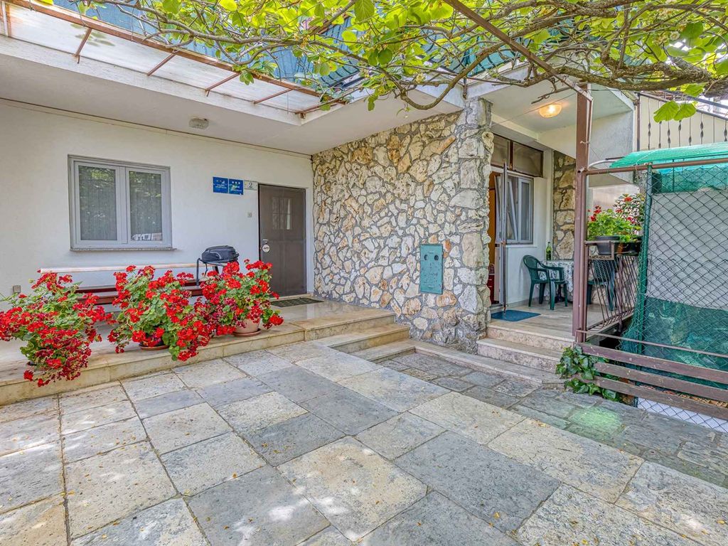 Studio mit Terrasse