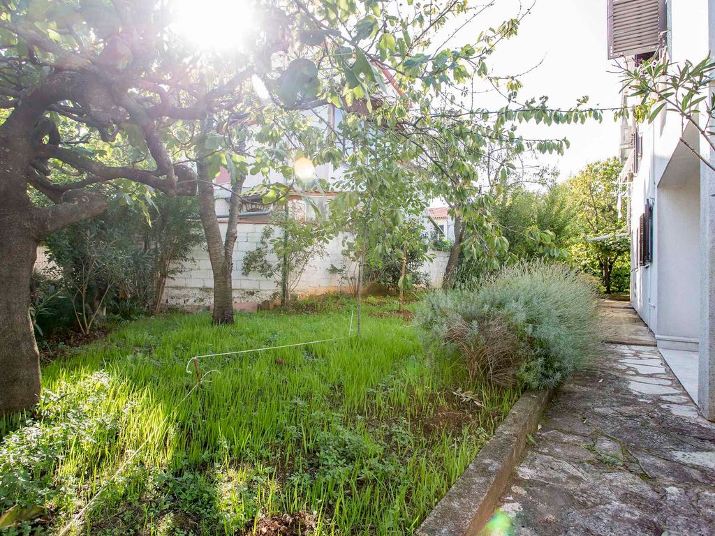 Ferienwohnung mit Klimaanlage und Terrasse