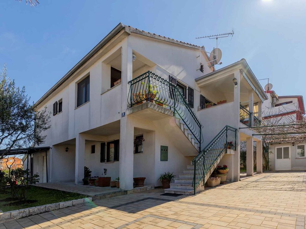Ferienwohnung mit Klimaanlage und Terrasse