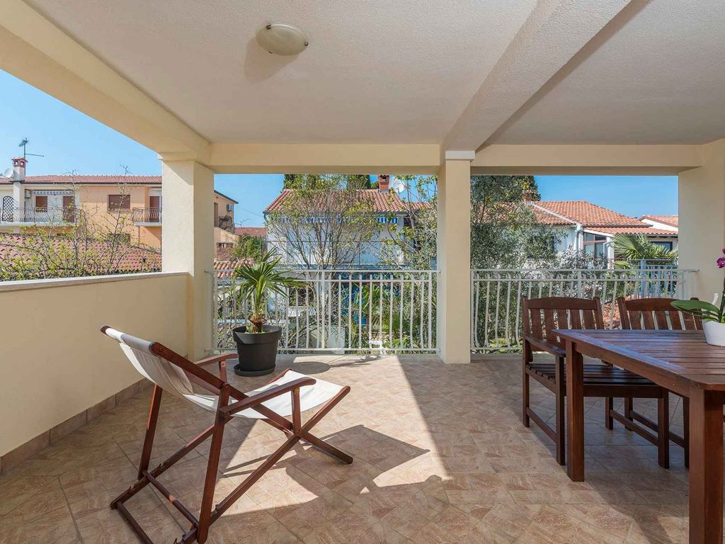 Ferienwohnung mit Klimaanlage und Balkon