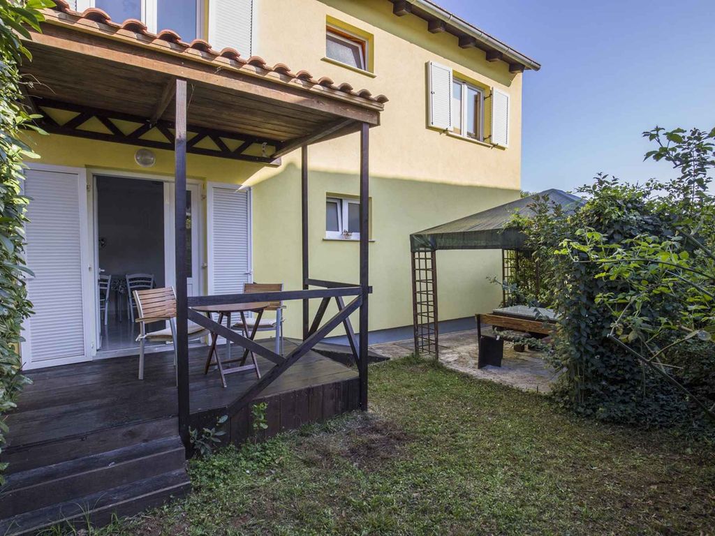 Ferienwohnung mit Terrasse