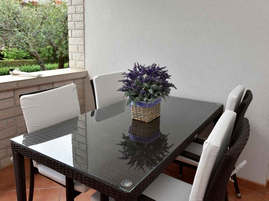 Ferienwohnung mit Klimaanlage und Terrasse