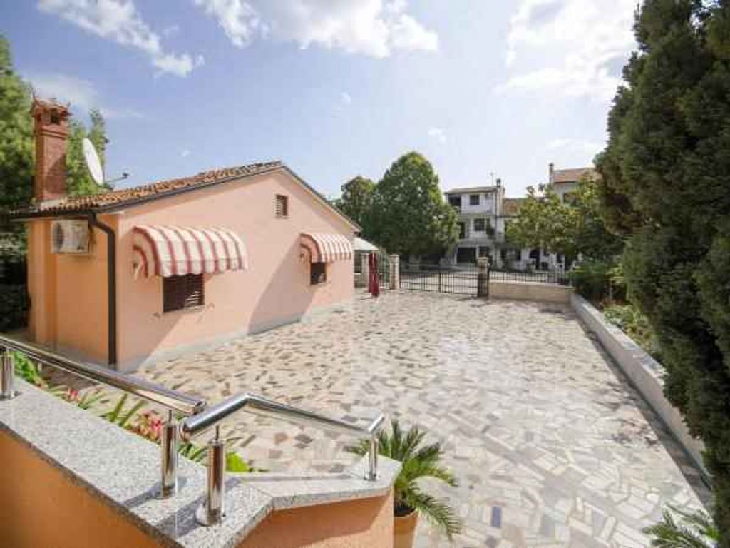 Ferienwohnung mit Terrasse