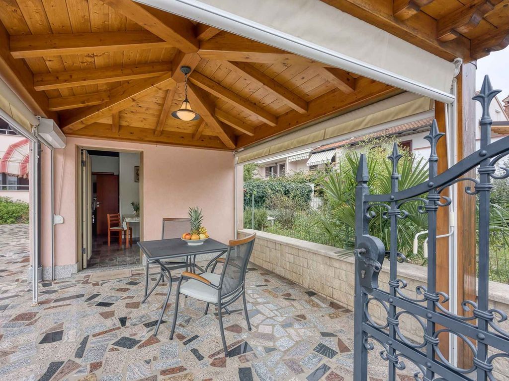 Ferienwohnung mit Terrasse