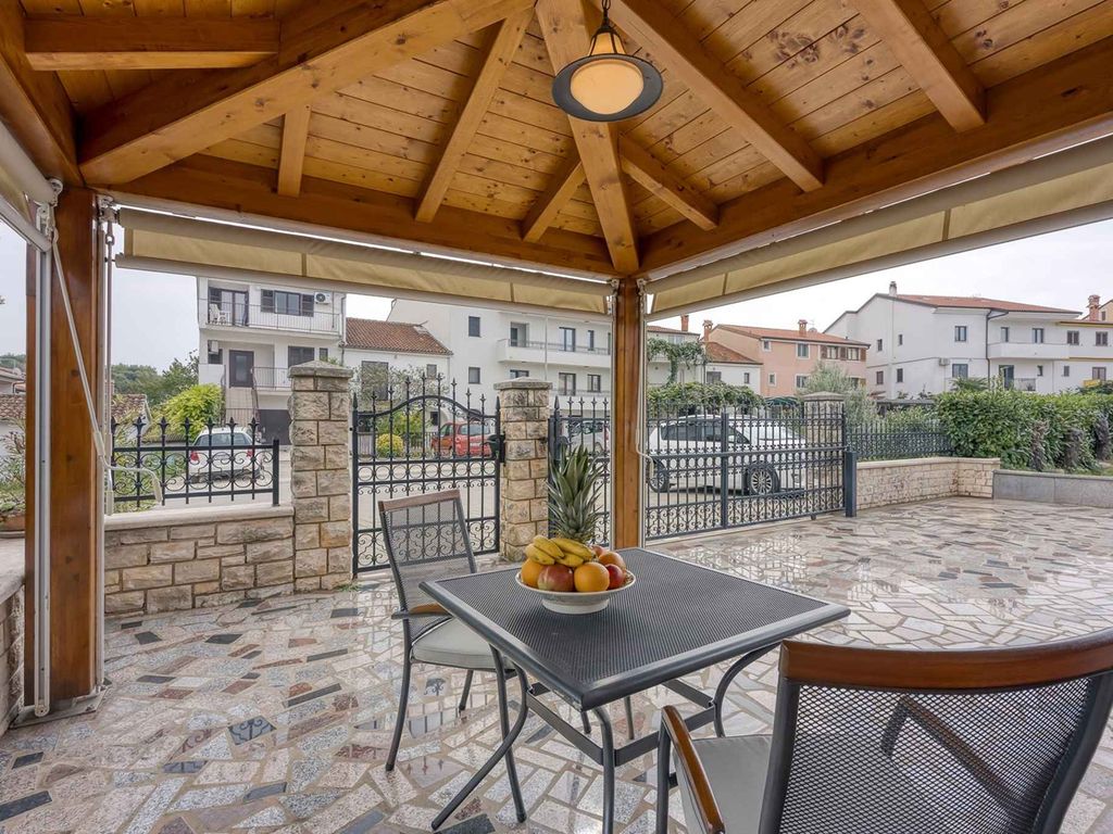 Ferienwohnung mit Terrasse