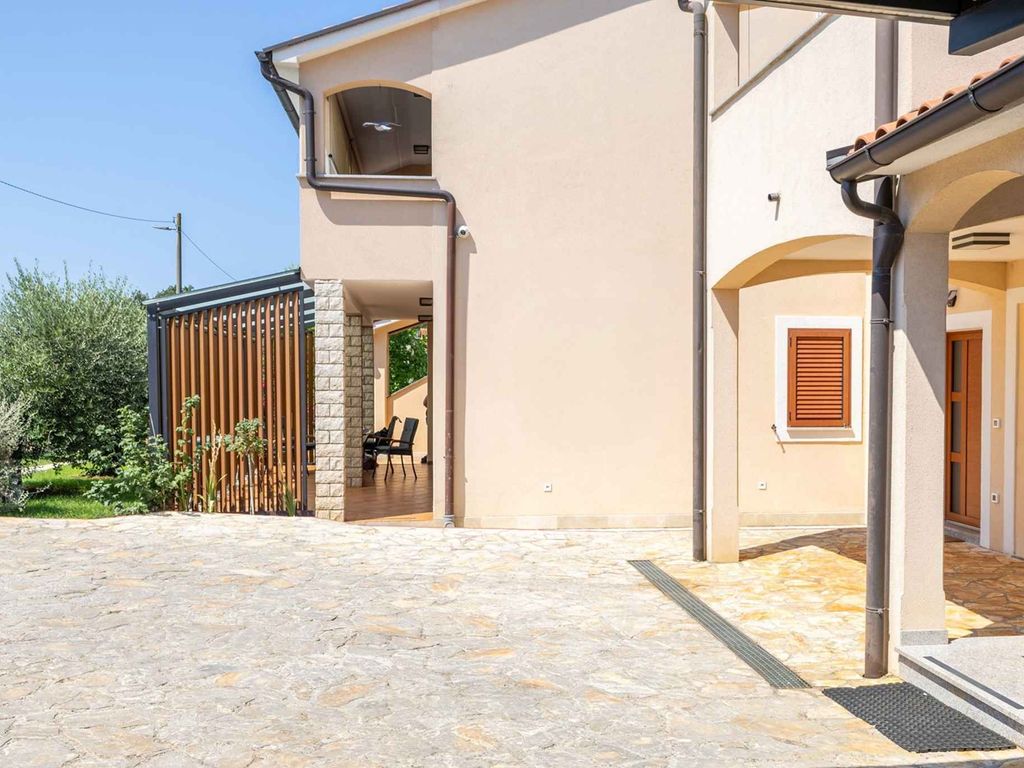 Ferienwohnung mit Klimaanlage und Terrasse