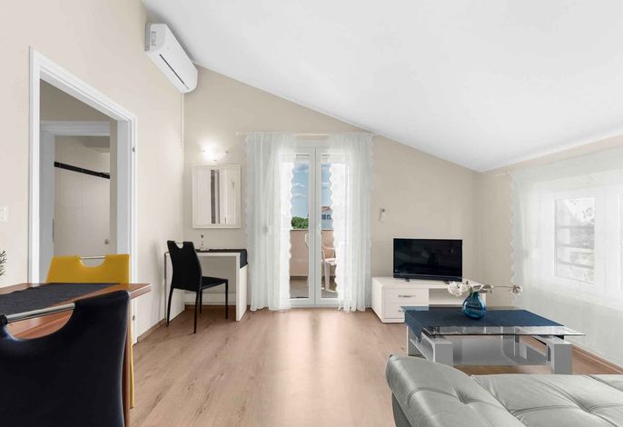 Ferienwohnung mit Klimaanlage und Pool