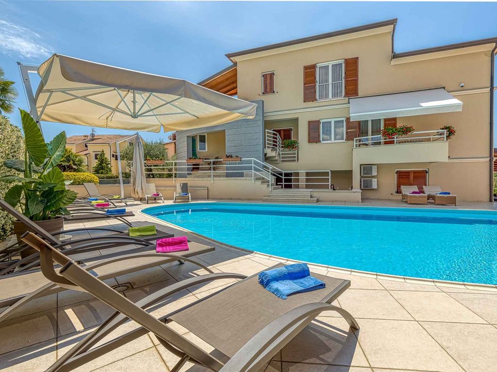 Ferienwohnung mit Klimaanlage und Pool