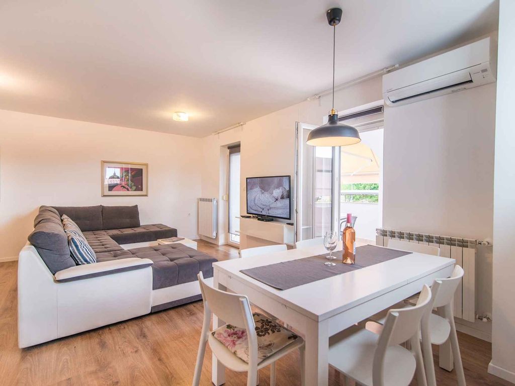 Ferienwohnung mit Klimaanlage und WLAN
