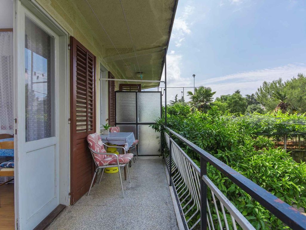 Studio mit Klimaanlage und Terrasse