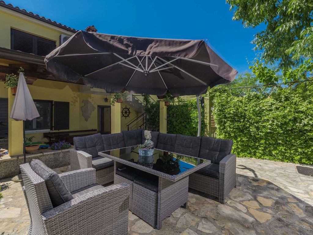 Studio mit Klimaanlage und Terrasse