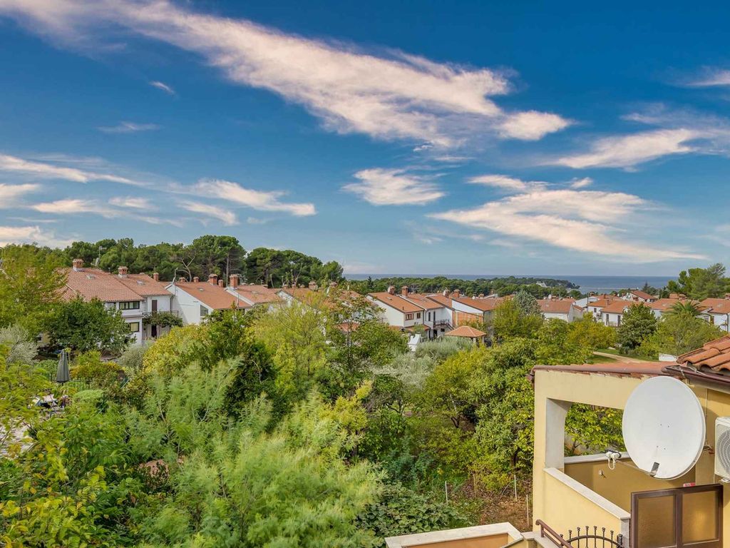 Ferienwohnung mit Balkon und Klimaanlage