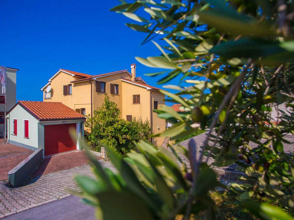 Ferienwohnung mit Meerblick und Klimaanlage