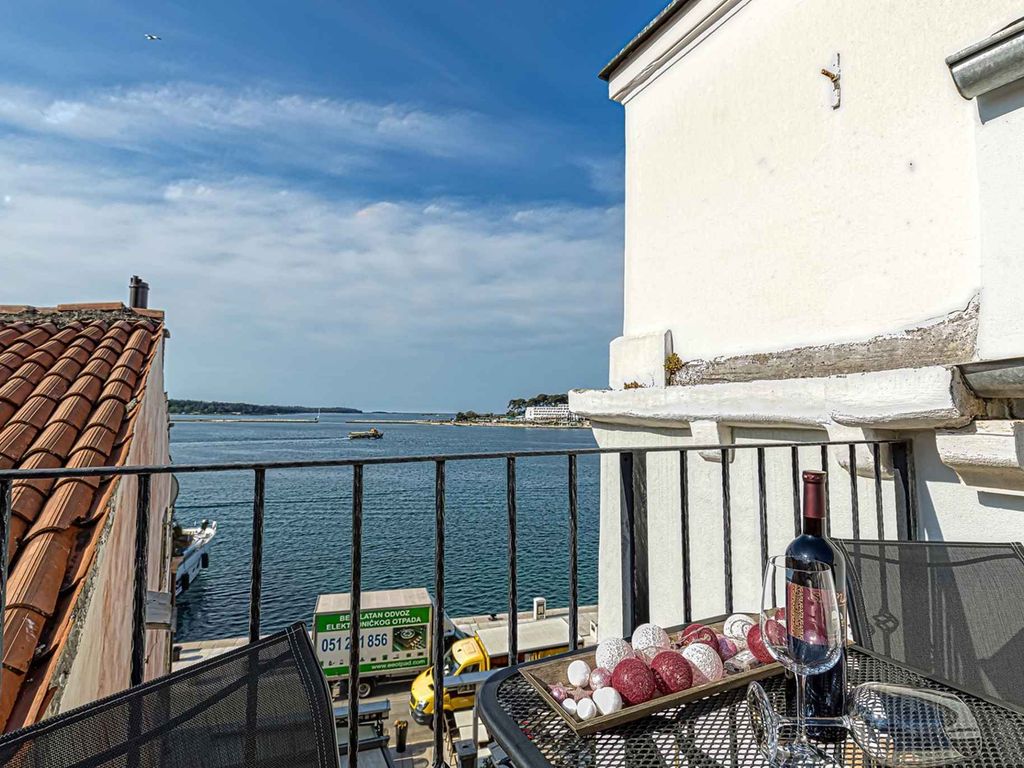 Ferienwohnung mit Balkon und Klimaanlage