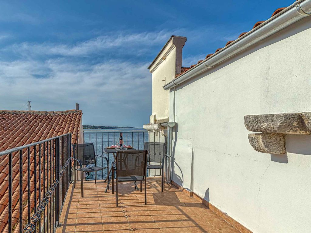 Ferienwohnung mit Balkon und Klimaanlage