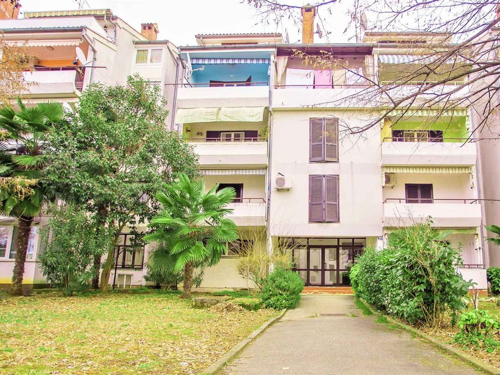 Ferienwohnung mit Balkon und Klimaanlage