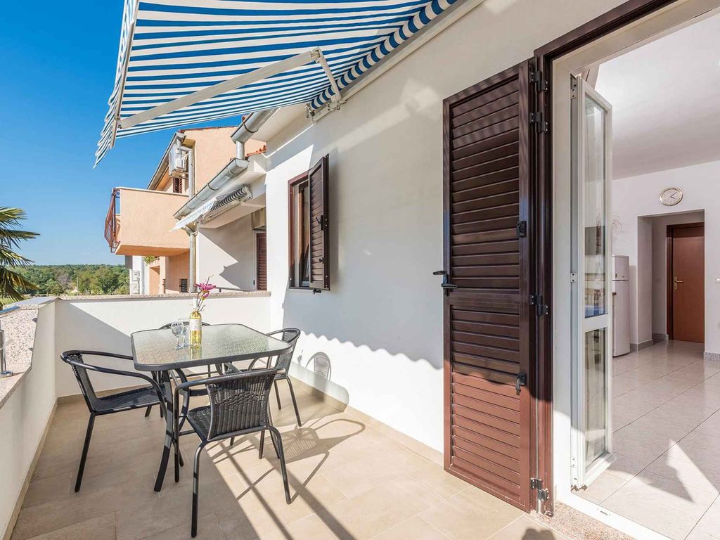 Ferienwohnung mit Balkon und Klimaanlage