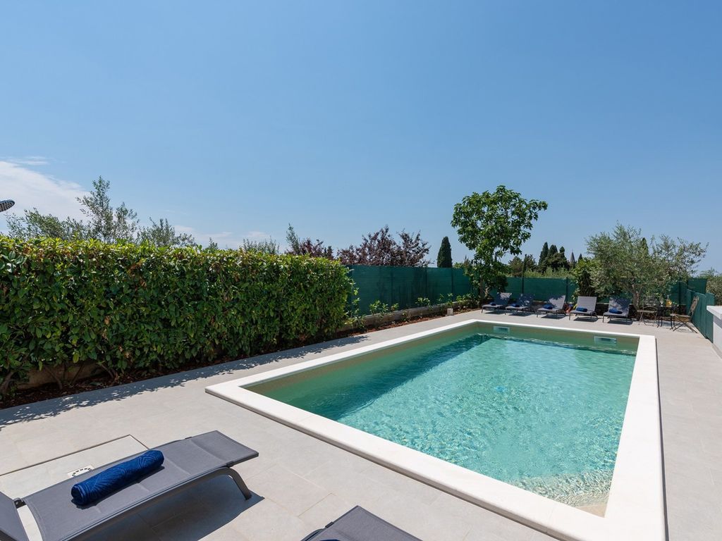 Ferienwohnung mit Pool