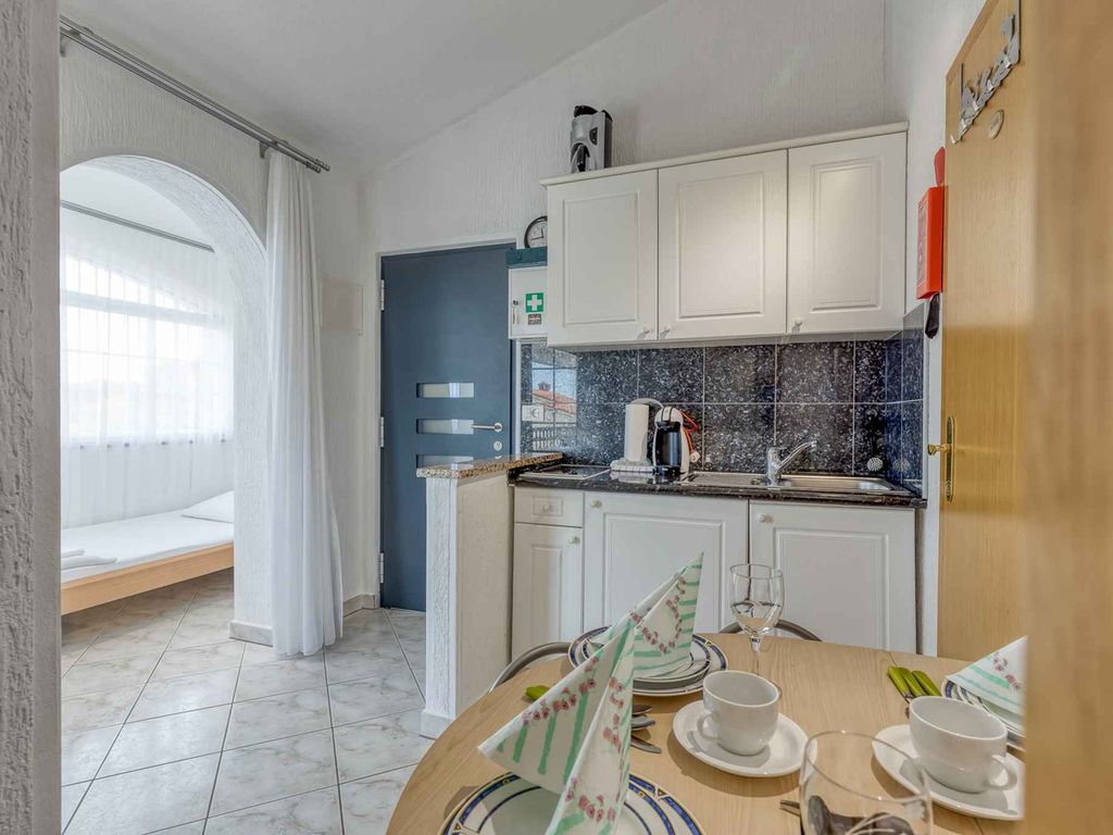Ferienwohnung mit Klimaanlage und Balkon