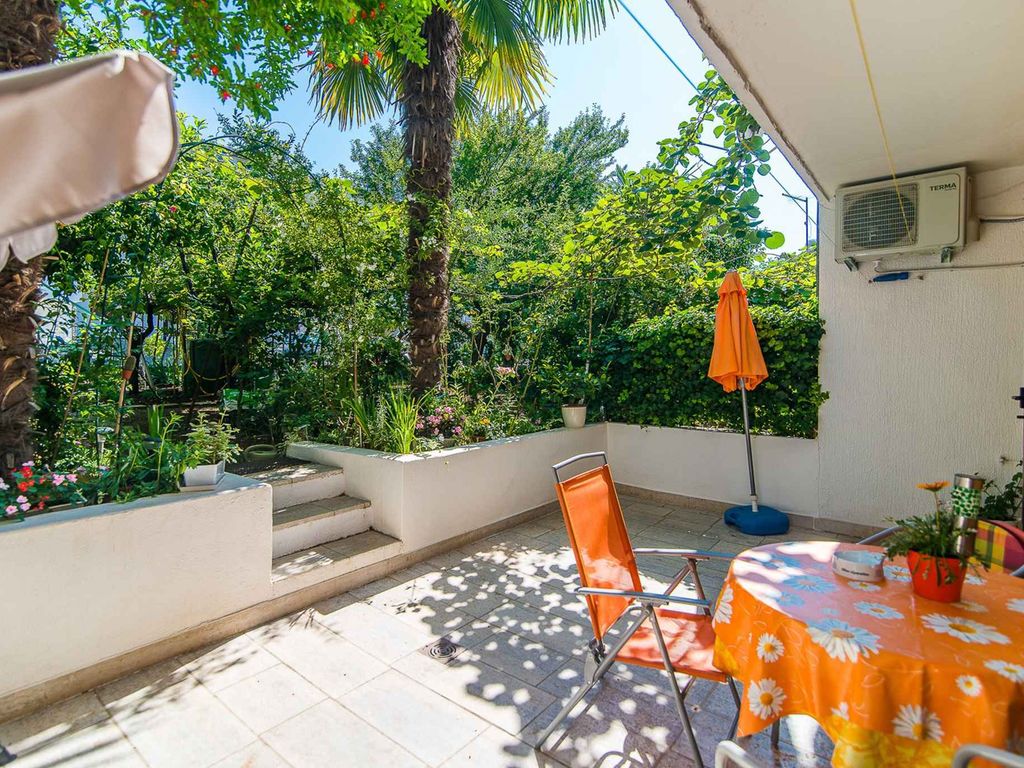 Ferienwohnung mit Terrasse