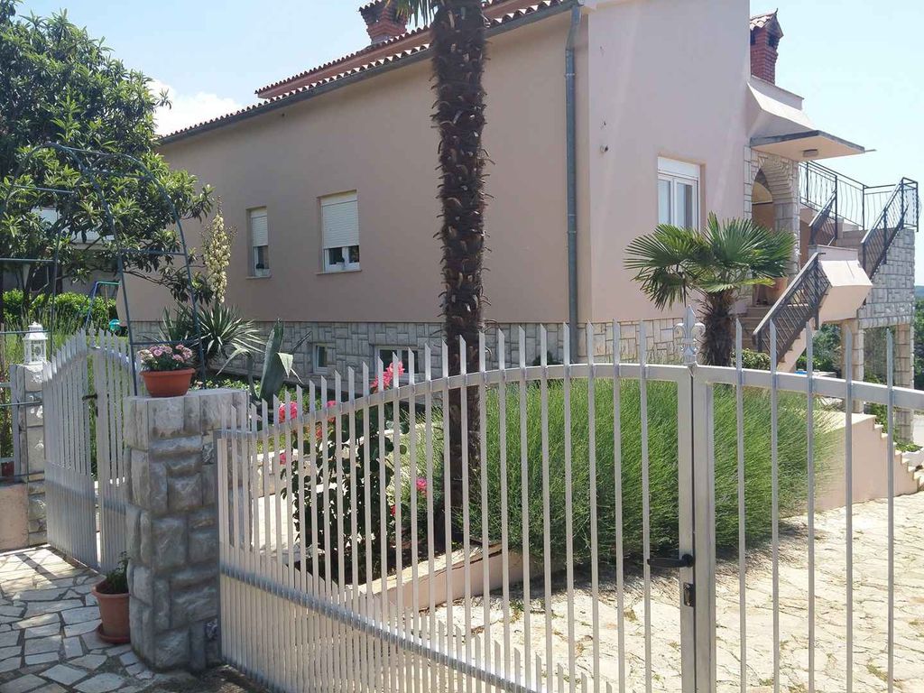 Ferienwohnung mit Pool