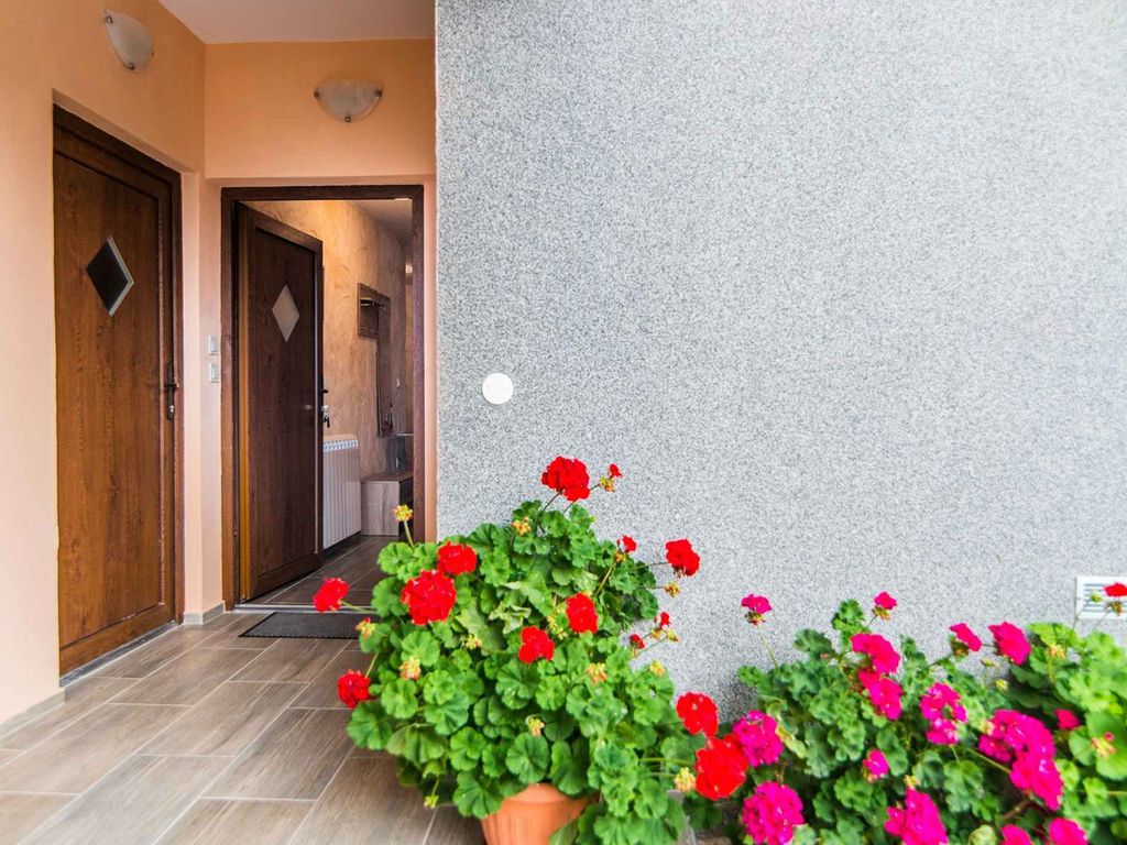 Ferienwohnung mit Terrasse und Grill