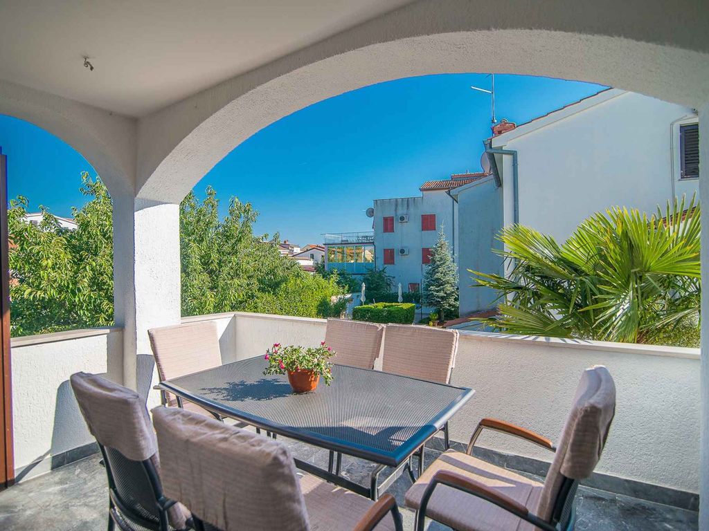 Ferienwohnung mit Terrasse