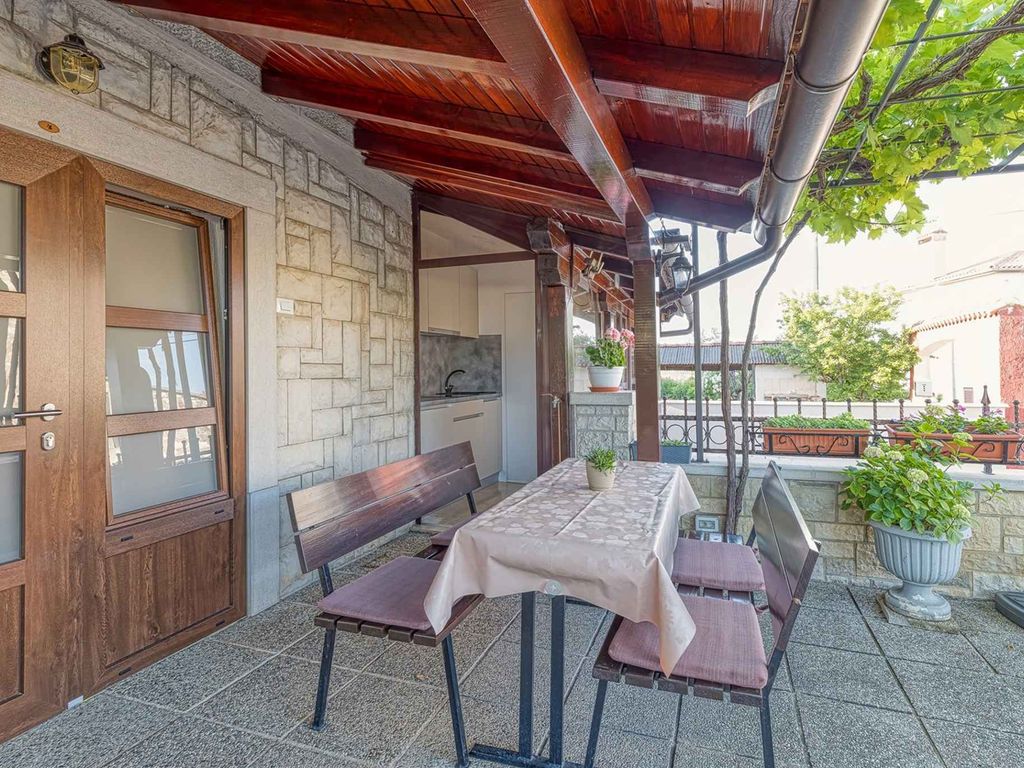 Studio mit Terrasse