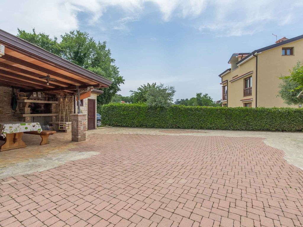 Ferienwohnung mit Balkon und Klimaanlage