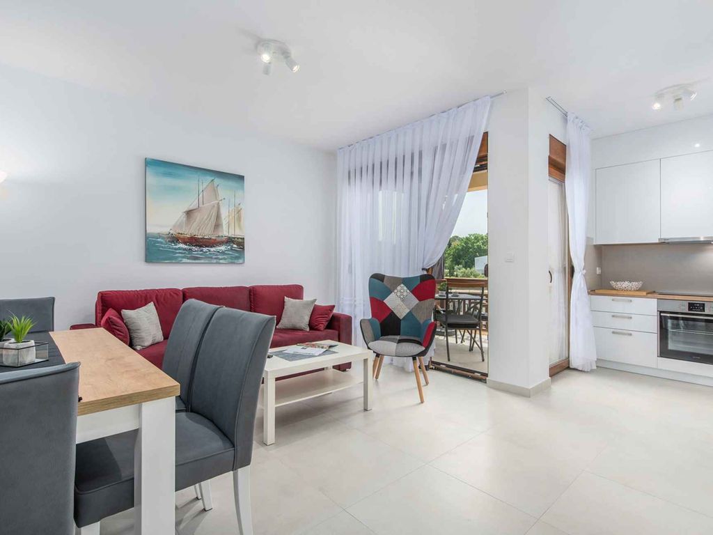 Ferienwohnung mit Balkon und Klimaanlage