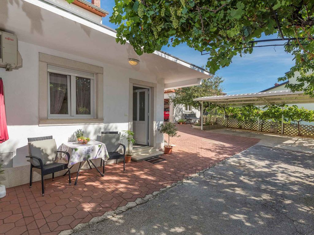 Ferienwohnung mit Terrasse