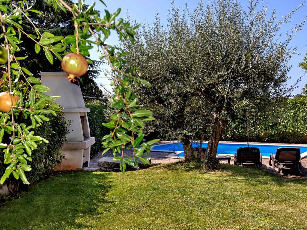 Charmantes Haus mit privatem Pool in der Nähe der Touristenstadt Porec