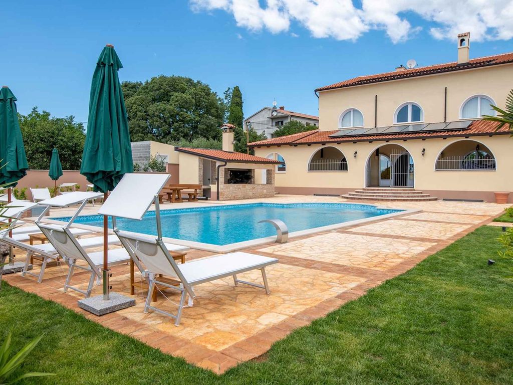 Ferienwohnung mit Pool