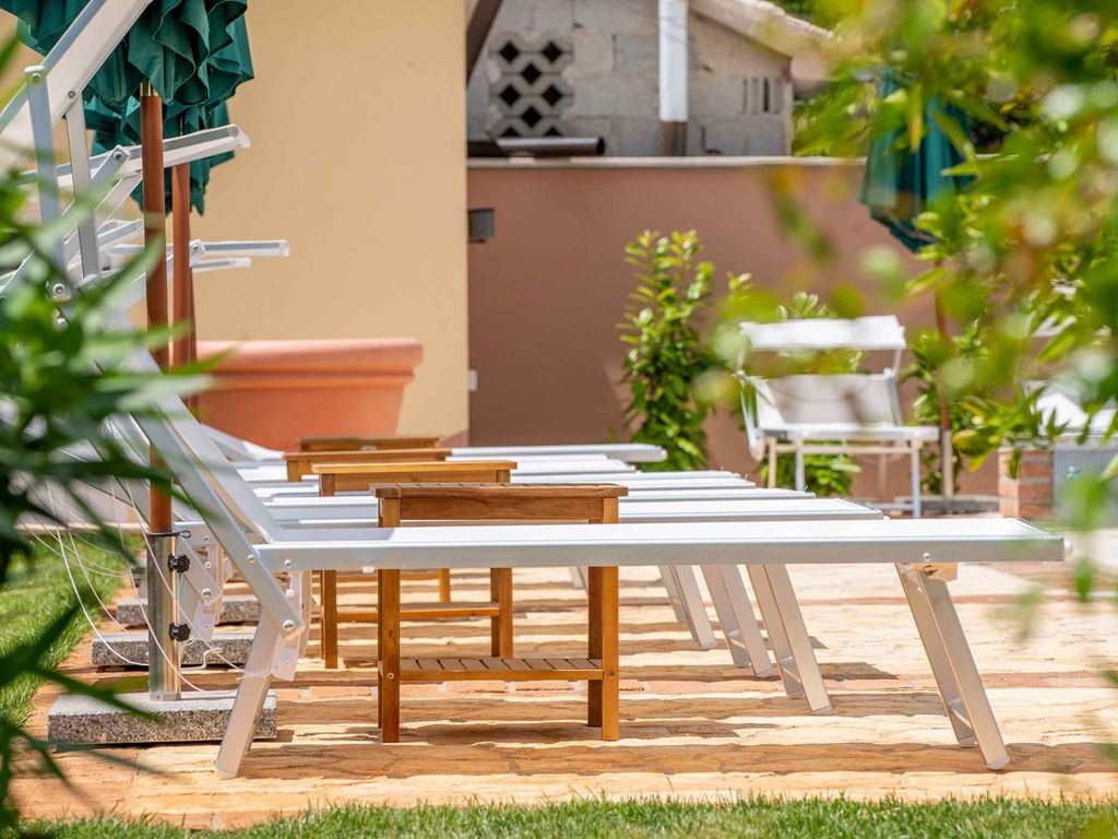 Ferienwohnung mit Pool und Grill