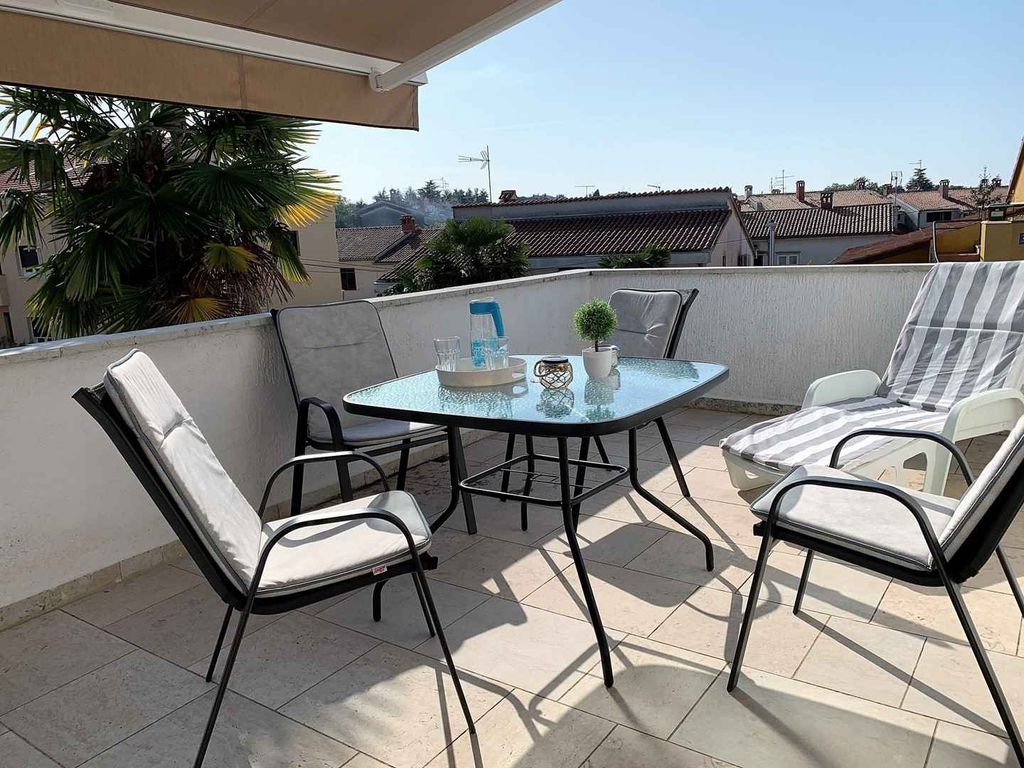 Ferienwohnung mit Klimaanlage und Balkon