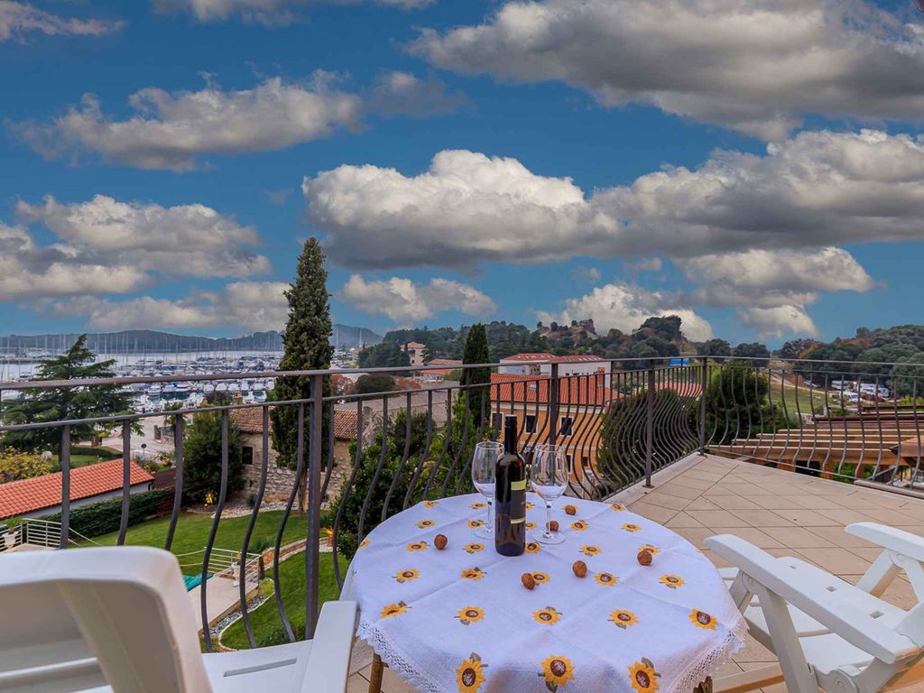 Ferienwohnung mit Balkon