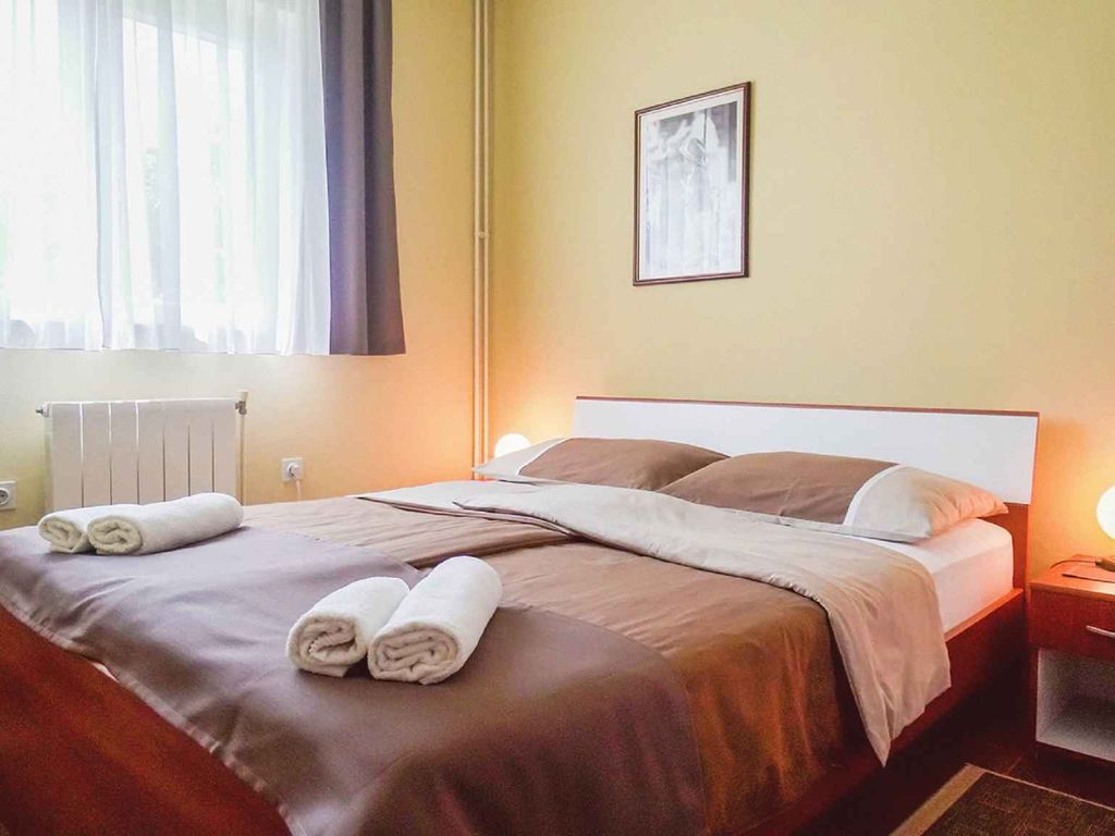 Ferienwohnung im Erdgeschoss, etwa dreihundert Meter vom Meer entfernt