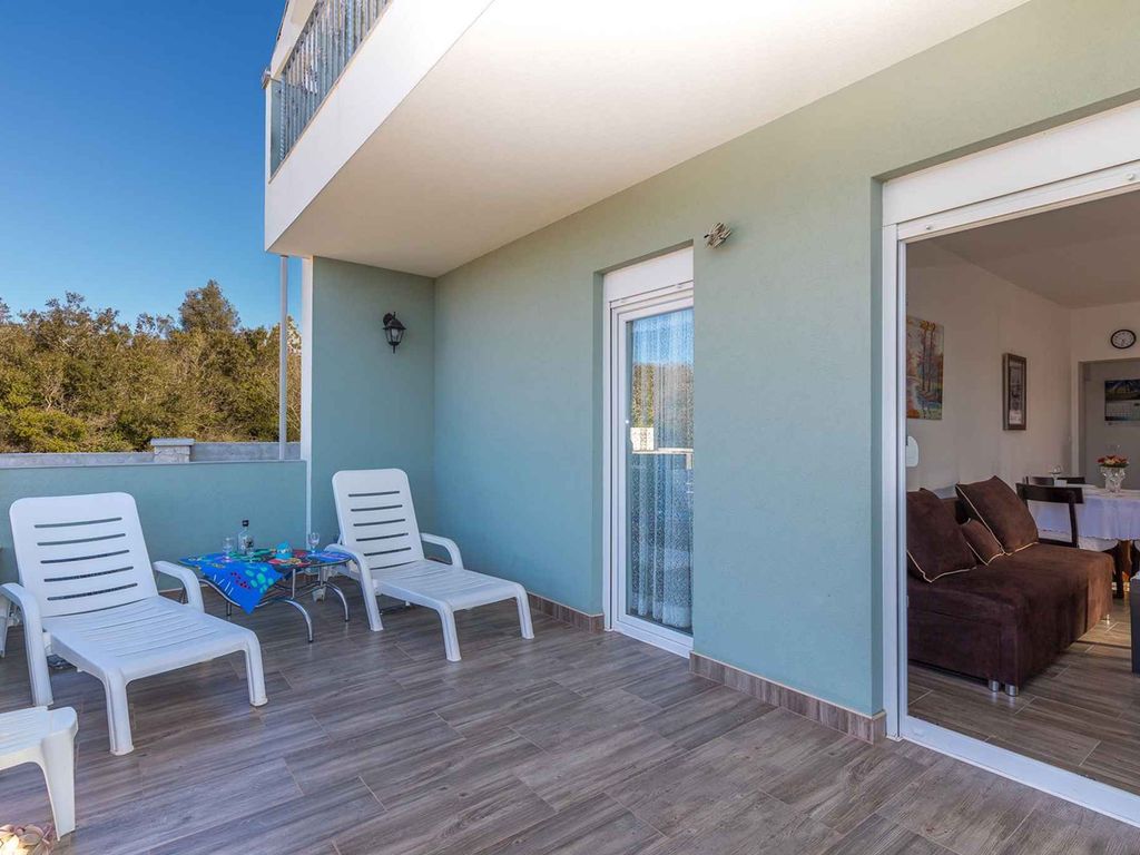 Ferienwohnung mit Klimaanlage und Terrasse