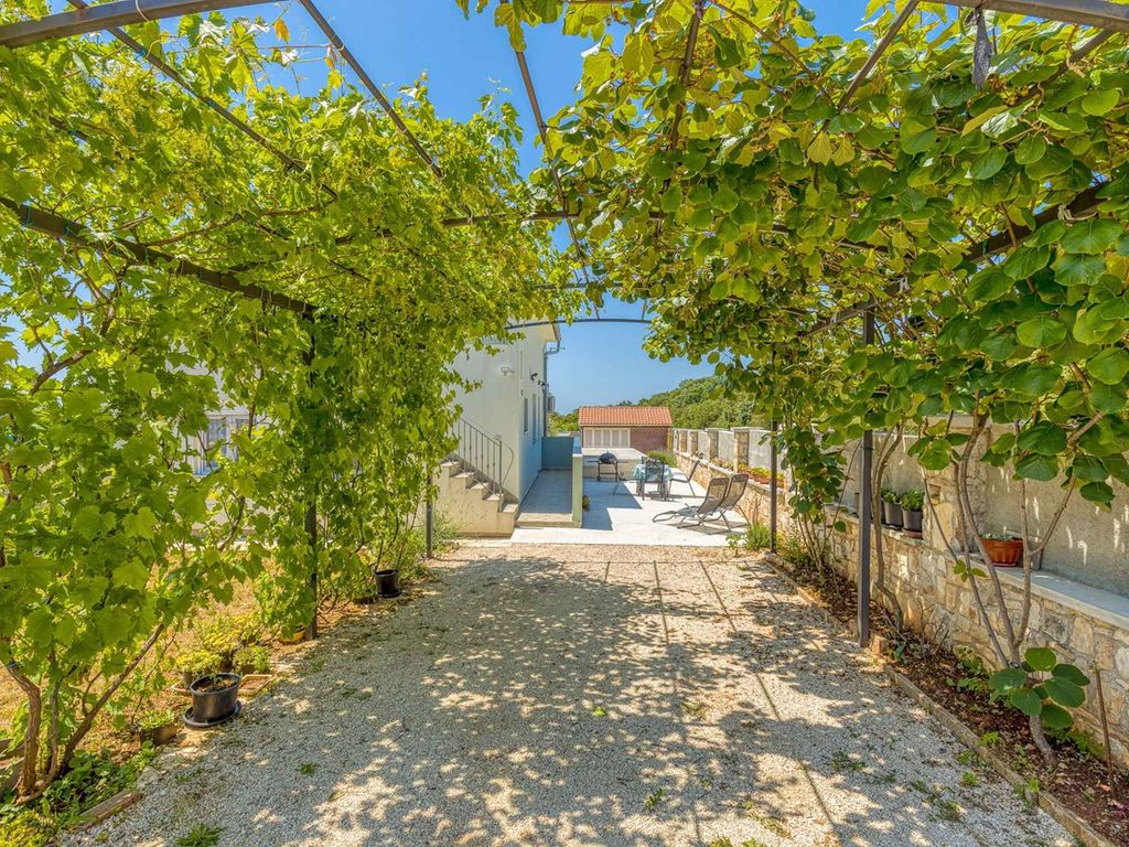 Ferienwohnung mit Klimaanlage und Terrasse