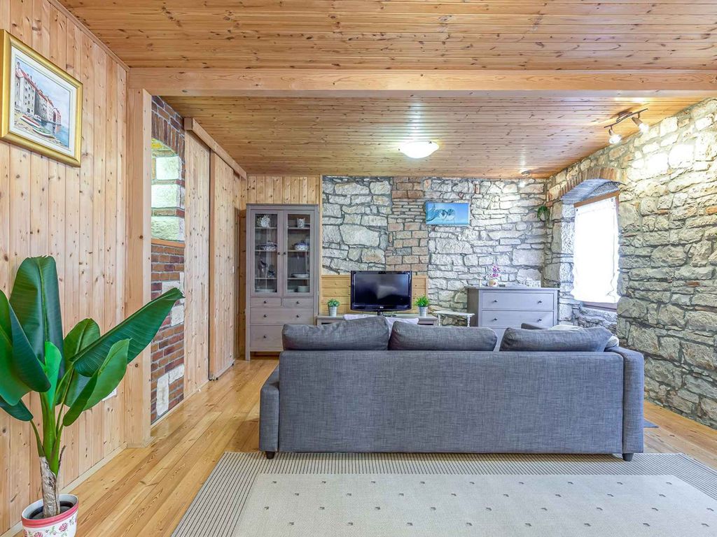 Geräumige und schöne Wohnung in der Altstadt von Rovinj mit einem Schlafzimmer für drei Personen