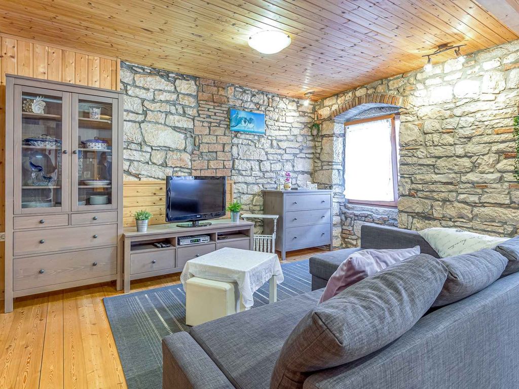 Geräumige und schöne Wohnung in der Altstadt von Rovinj mit einem Schlafzimmer für drei Personen
