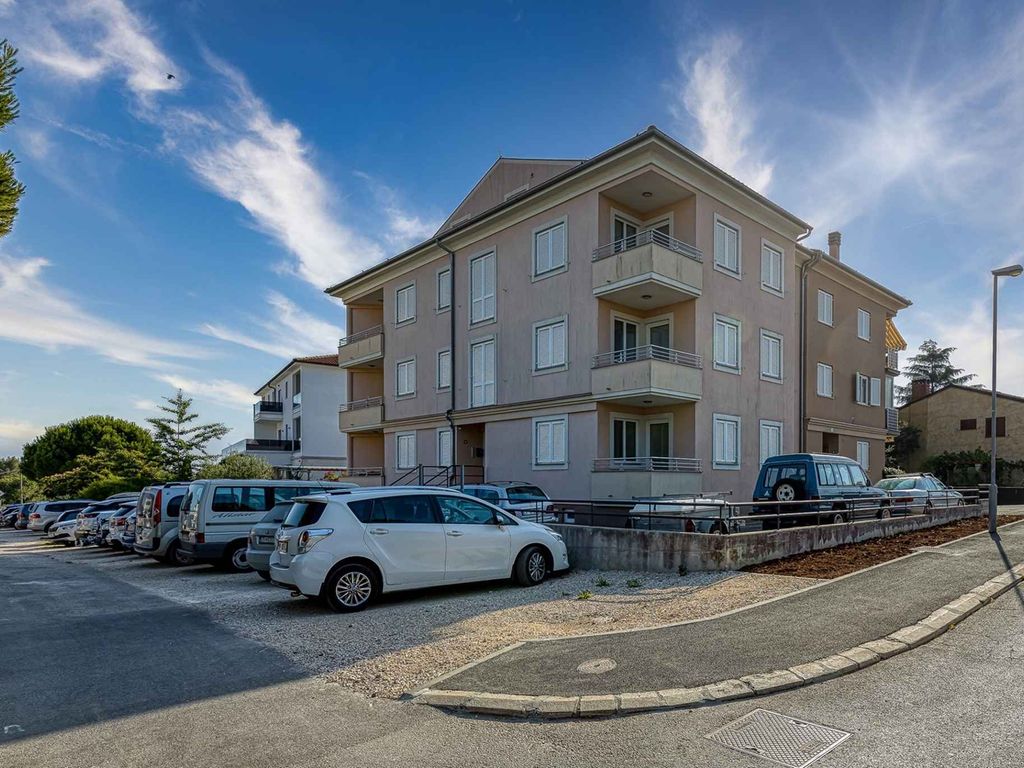 Ferienwohnung mit Klimaanlage und Balkon