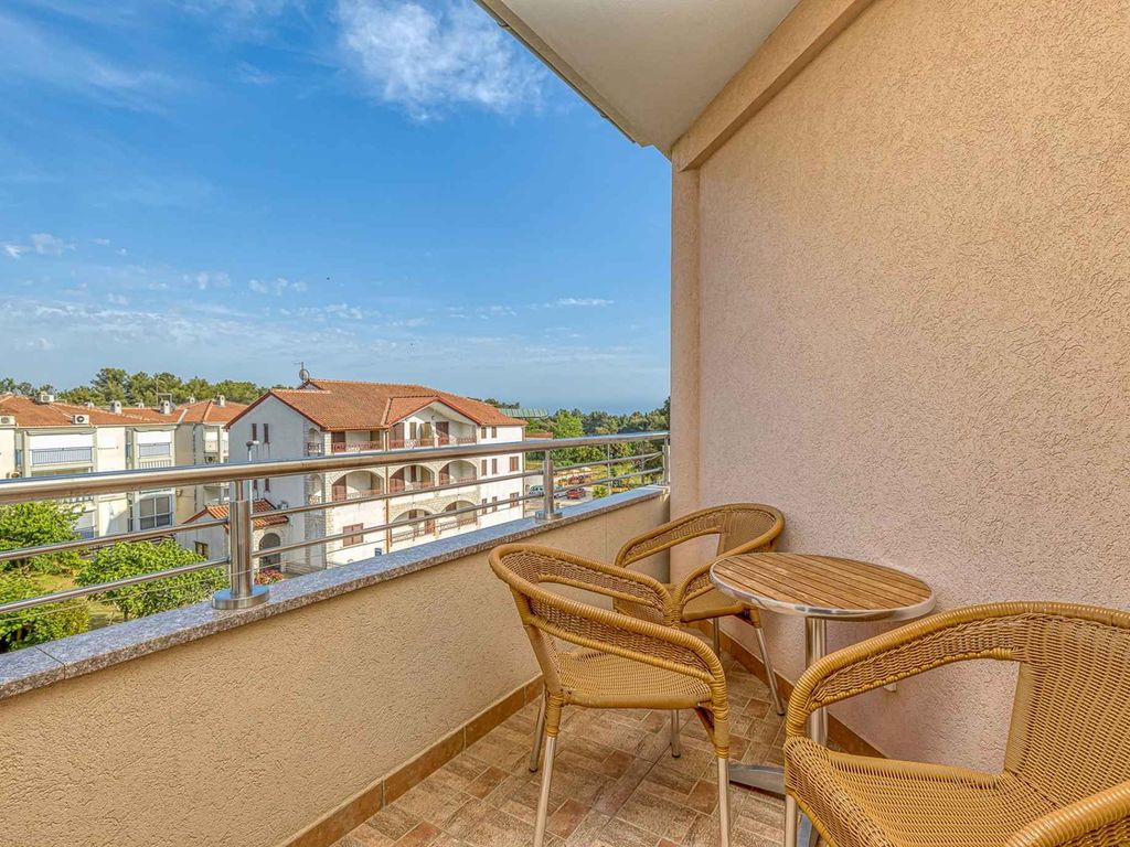 Ferienwohnung mit Klimaanlage und Balkon