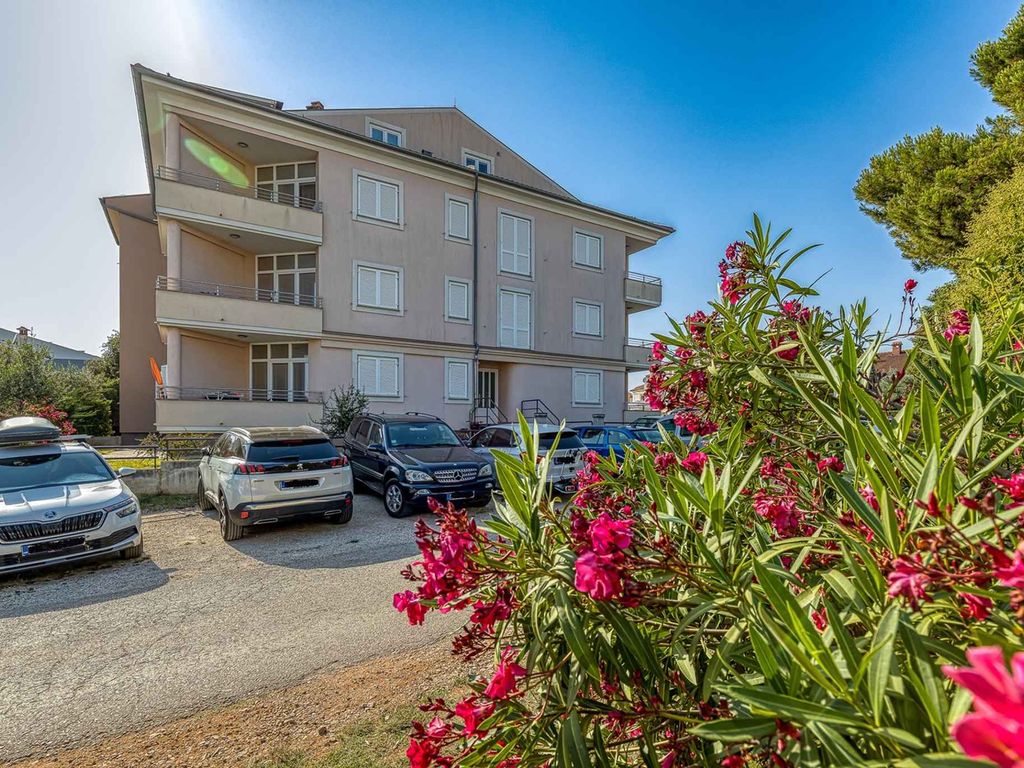 Ferienwohnung mit Klimaanlage und Balkon
